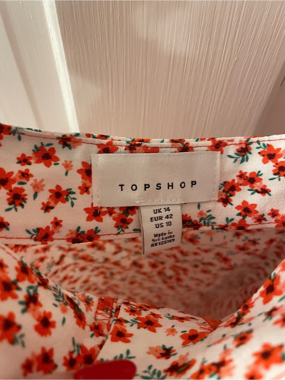 Topshop Red Floral Ruffle Tank - Picture 7 of 8